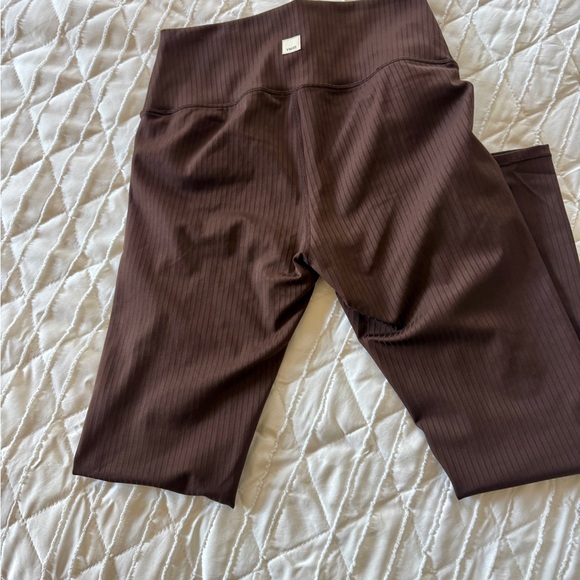 Vuori Inversion Rib Leggings - Picture 4 of 6